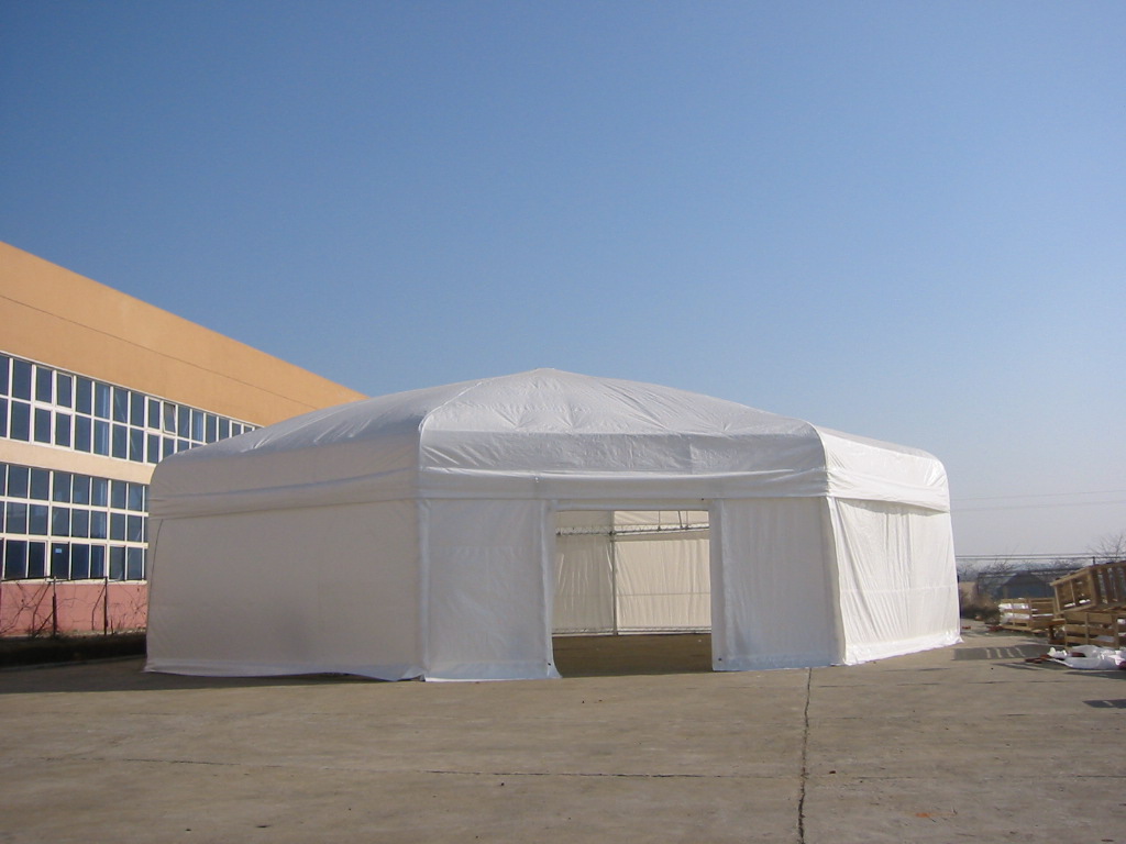 round tent.JPG